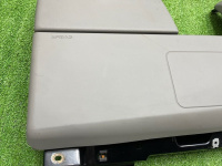 Porsche / Cayenne / Подушка безопасности в колени