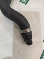 Mercedes-Benz / E-Class / Патрубок охлаждения