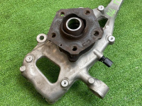 Audi / A4 / Кулак поворотный