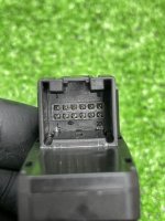 Volkswagen / Touareg / Кнопка ручника