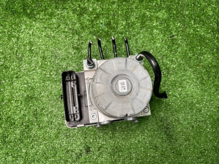BMW / 3-Series / Блок ABS