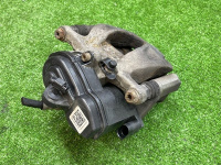 Audi / A5 / Суппорт тормозной