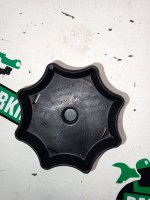 Volkswagen / Touareg / Крепеж запасного колеса Volkswagen / Touareg / Крепеж запасного колеса