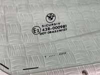 BMW / ALPINA B10 / Стекло двери