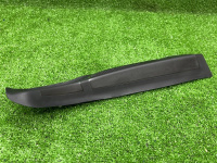 BMW / 3-Series / Водосток крышки багажника