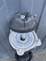 Audi / A6 / Стойка подвески