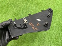 Audi / A6 / Накладка на торпедо