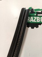 Audi / Q3 / Молдинг стекла