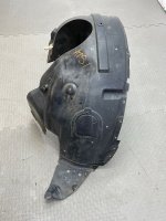 Ford / EXPLORER / Подкрылок