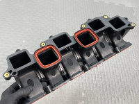 Volkswagen / Touareg / Коллектор впускной