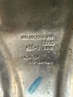 Audi / Q7 / теплозащитный экран