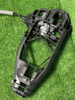 Audi / A7 / Замок двери с доводчиком