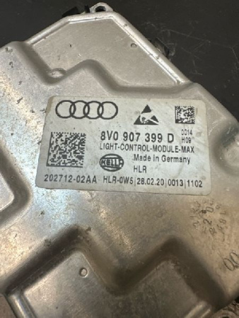 Volkswagen / Golf / Блок управления светом