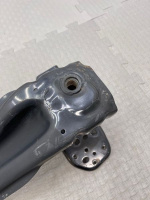 Volkswagen / Touareg / Усилитель бампера