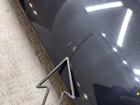 Audi / A8l / Капот