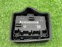Audi / A7 / Блок управления двери