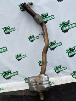 Audi / Q8 / Приемная труба глушителя