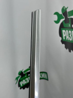 Audi / A6 / Молдинг стекла