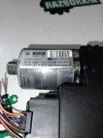 Audi / Q7 / Моторчик люка