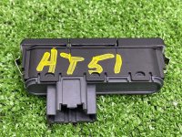 Ford / EXPLORER / Кнопка крышки багажника