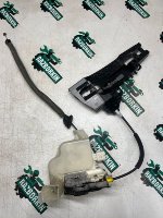 Audi / A6 / Замок двери комплект