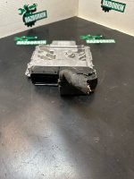 Volkswagen / Golf / Блок управления двигателем