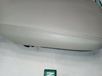 Land Rover / Range Rover Sport / Подлокотник