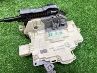 Volkswagen / Touareg / Замок двери комплект Volkswagen / Touareg / Замок двери комплект