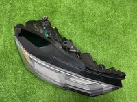 Audi / A6 / Фара