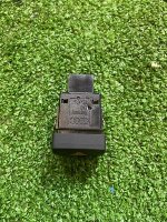 Audi / A5 / Кнопка аварийной сигнализации