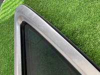 Audi / A6 / Стекло заднего крыла