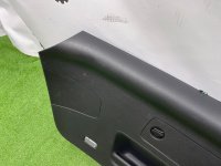 Audi / Q5 / Обшивка крышки багажника