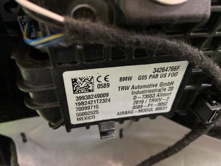 BMW / X5 / Торпедо