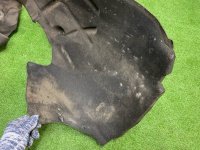 Volkswagen / Touareg / Подкрылок Volkswagen / Touareg / Подкрылок