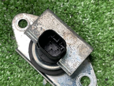 BMW / M6 / Датчик ускорения