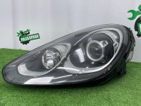 Porsche / Cayenne / Фара