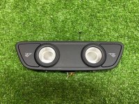 Audi / A5 / Плафон подсветки салона