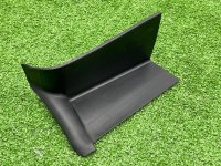 Audi / A6 / Накладка фонаря