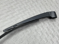 Mercedes-Benz / GLC 250d 4-matic / Поводок заднего стеклоочистителя