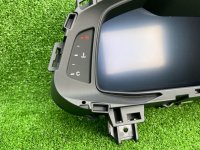 Audi / Q8 / Панель приборов