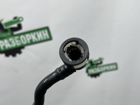 Audi / A6 / Трубка вакуумная