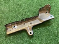 Chevrolet / Tahoe / кронштейн фары