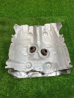 BMW / X5 / теплозащитный экран