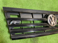 Volkswagen / Touareg / Решетка радиатора