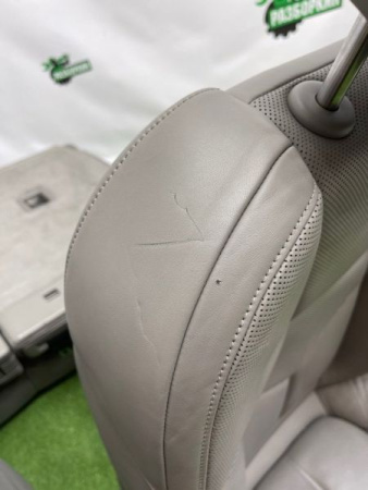 Porsche / Cayenne / Комплект сидений