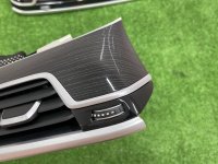 BMW / 7-Series / Декоративная накладка торпедо