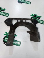 Audi / A6 / кожух приводного вала