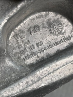 Volkswagen / Touareg / Опора двигателя