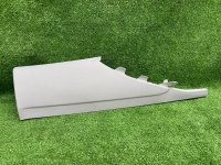 Audi / A6 / Накладка стойки