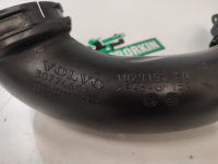Volvo / S60 / Патрубок воздушного фильтра